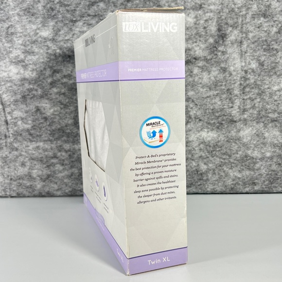 Protect-A-Bed Premier Mattress Protector Twin XL Soft Waterproof College Dorm - Picture 2 of 13